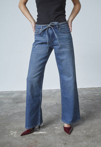 Onea Belt Jeans - Vintage Blue