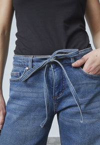 Onea Belt Jeans - Vintage Blue