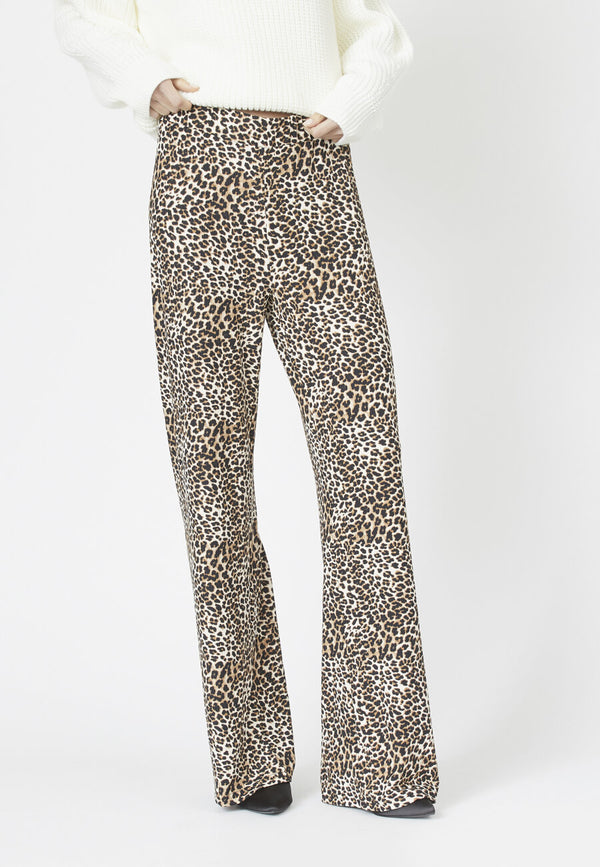 Vya Pant- Leo