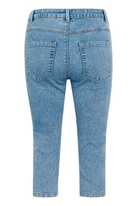 Vicky Capri Jeans - Light Blue