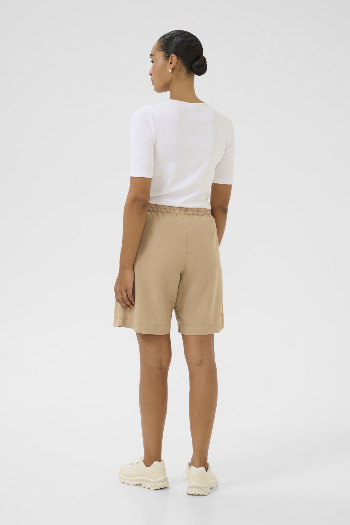 Naya Shorts - Camel