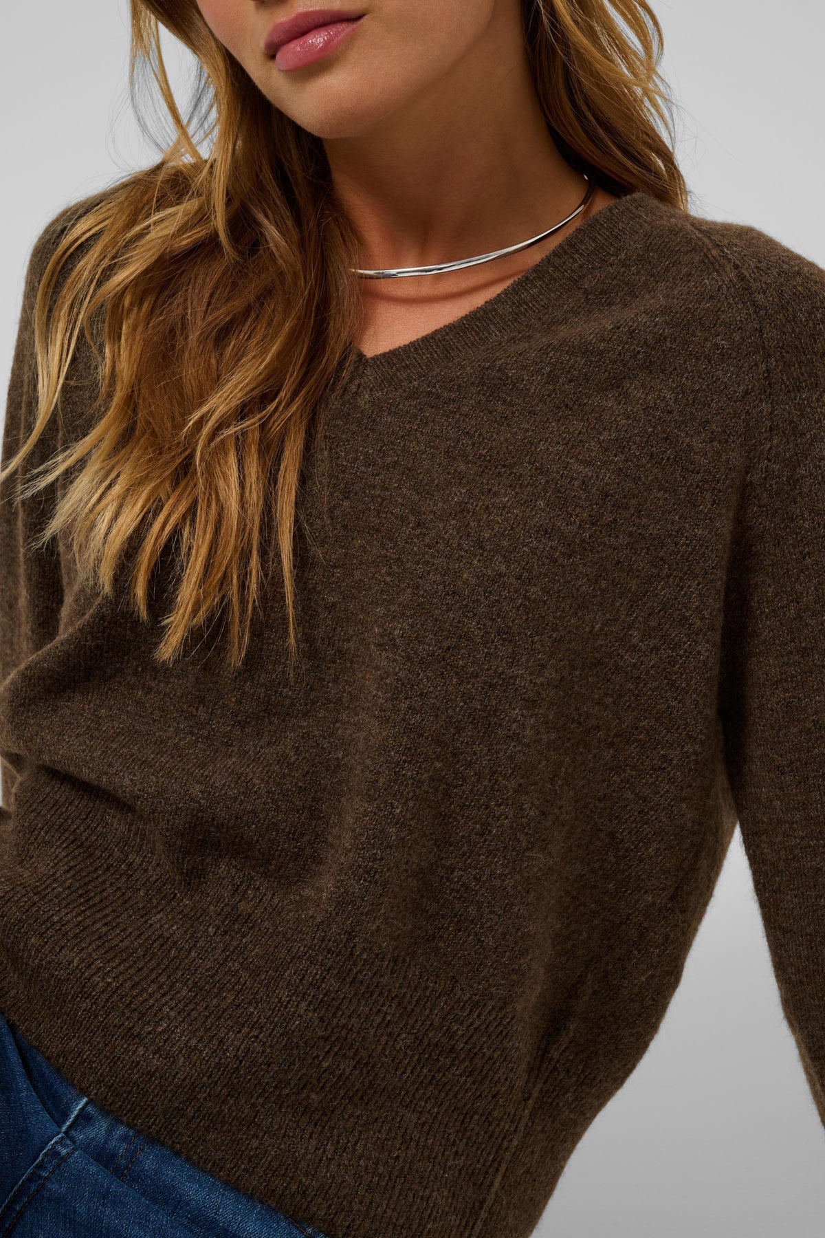 Niel V-Neck Knit - Carafe
