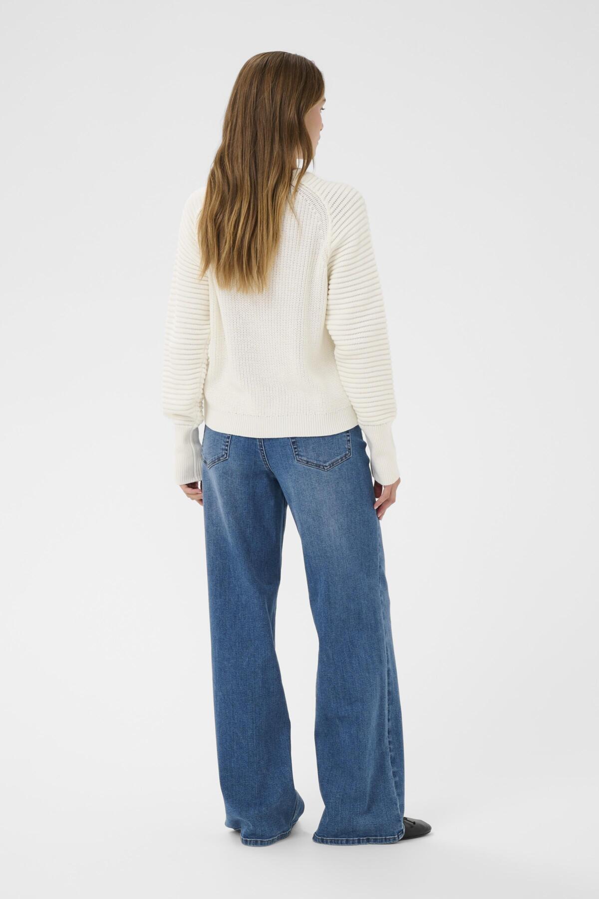Mone Knit
