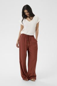 Emily Pant