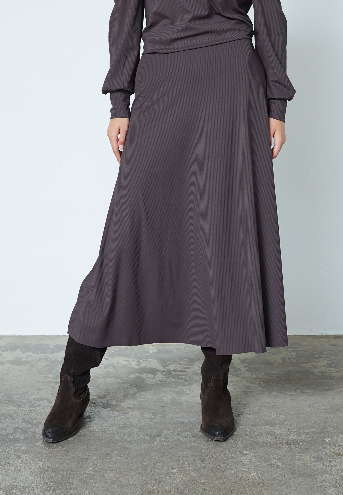 Vya Skirt - Dark Chocolate