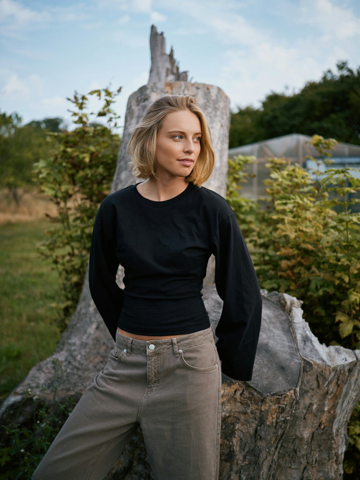 Paska Long Tee - Black