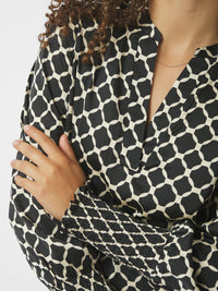 Landa Blouse - Black Print