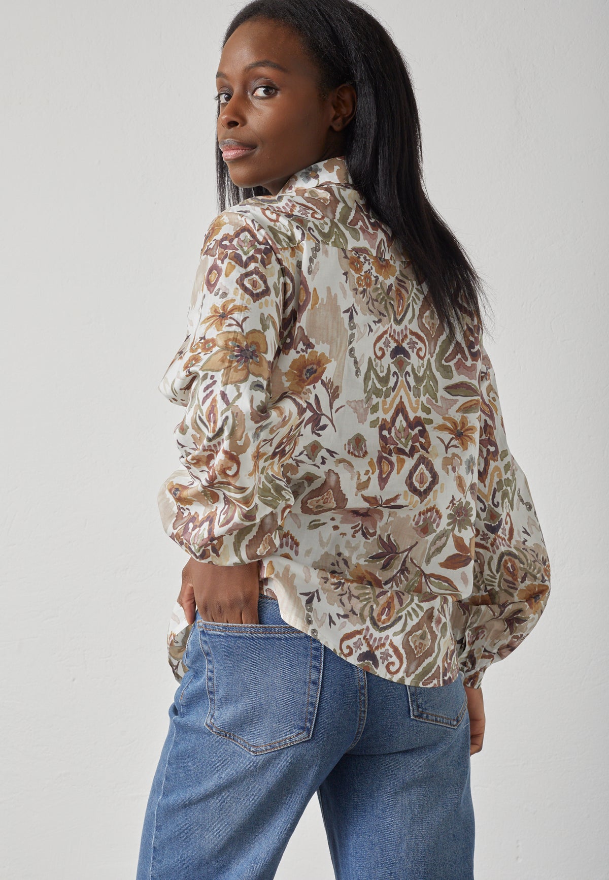 Gada Shirt - Brown Flower