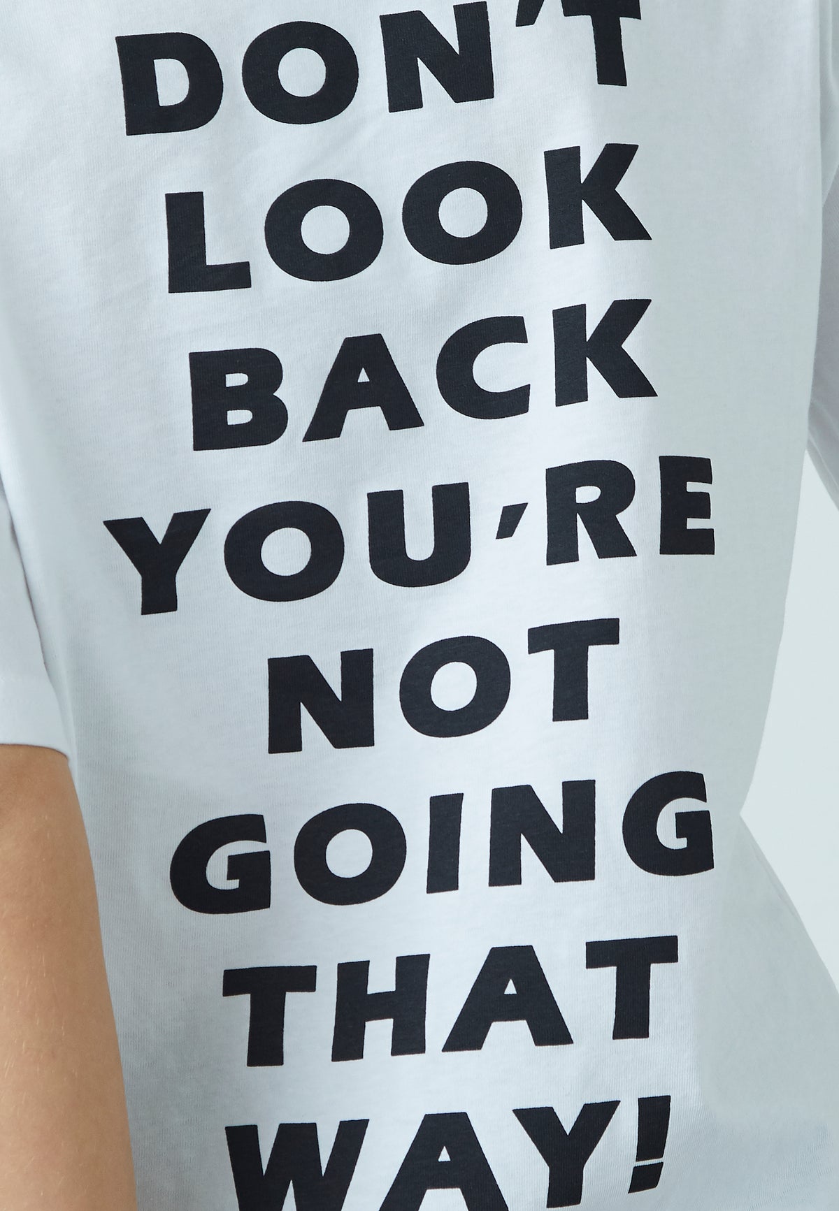 Heda Loose T-Shirt - White/Black