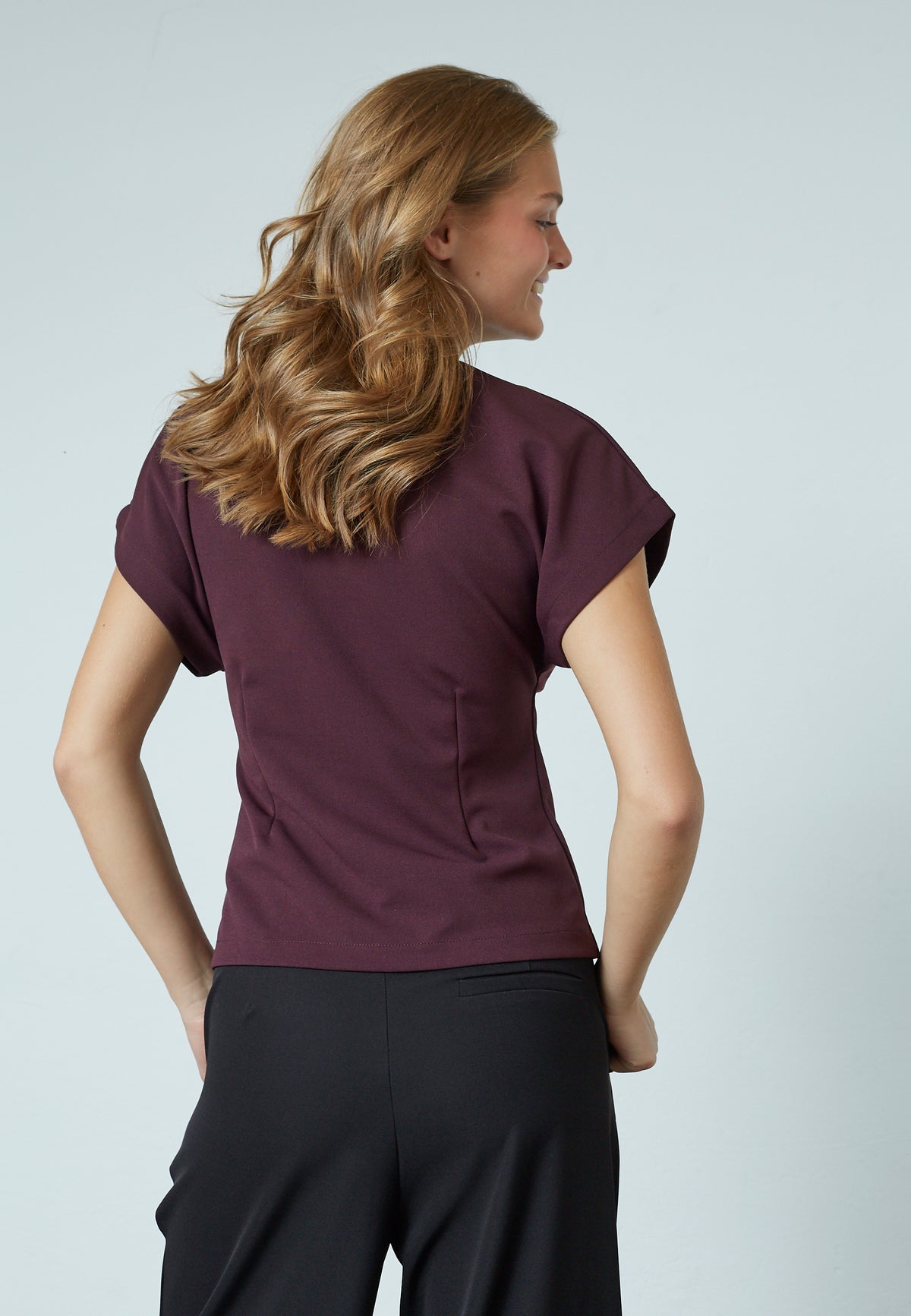 Gevela Vest - Deep Bordeaux