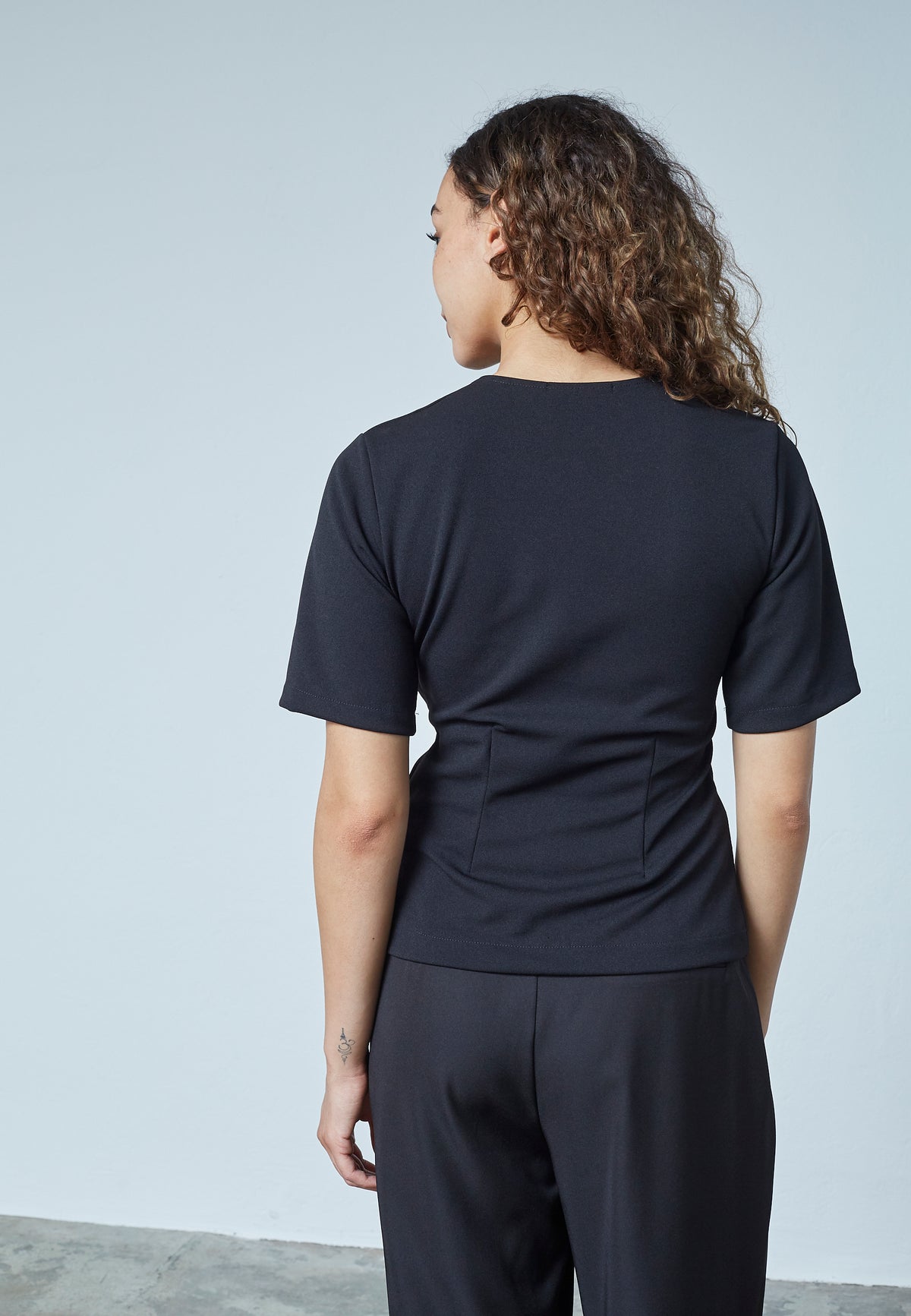 Gova Top - Black