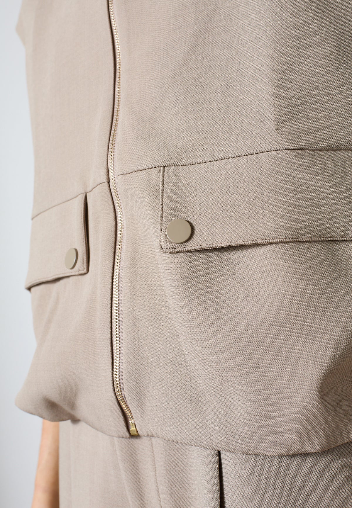 Garwin Vest - Sand