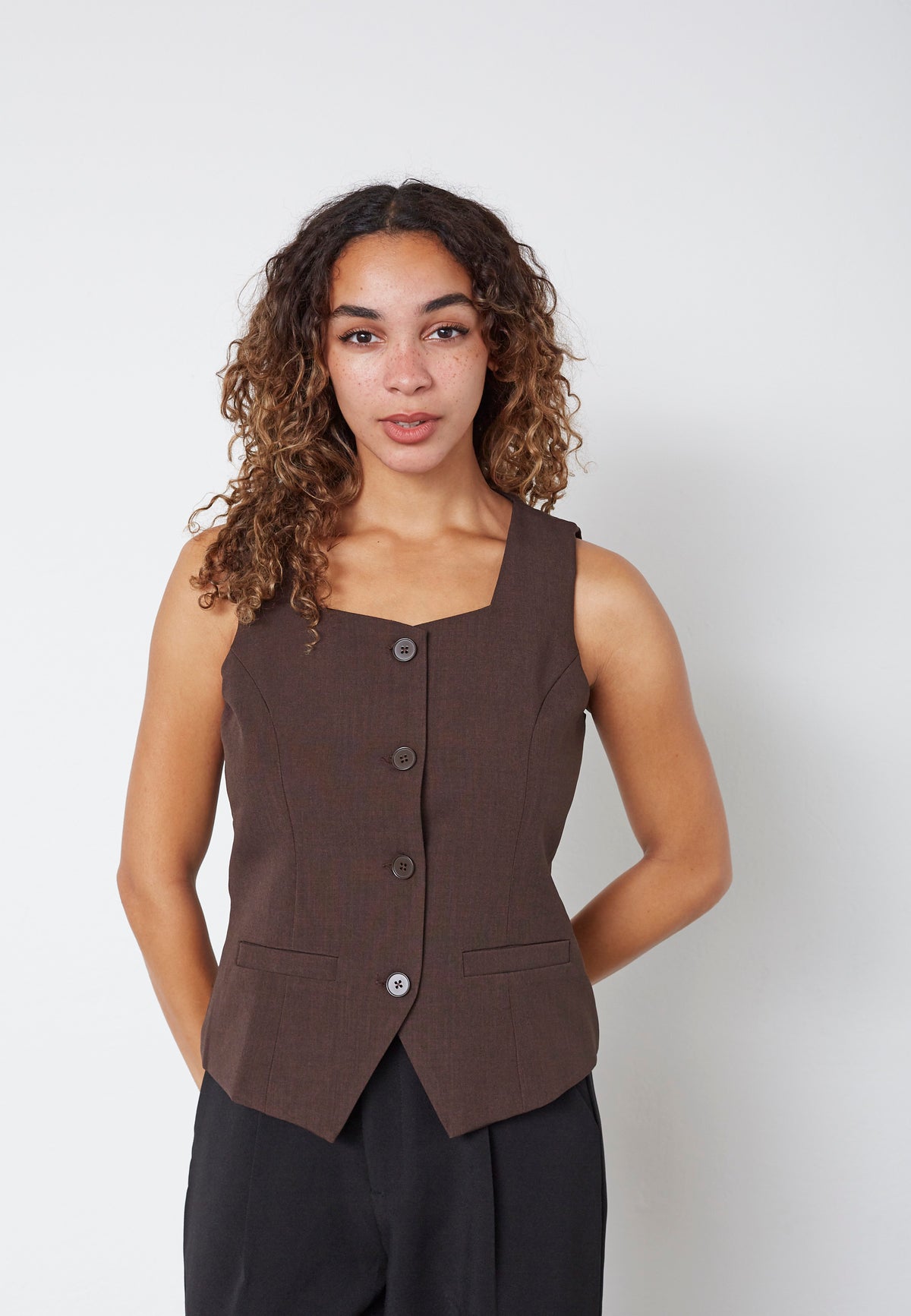 Gema Vest - Chocolate