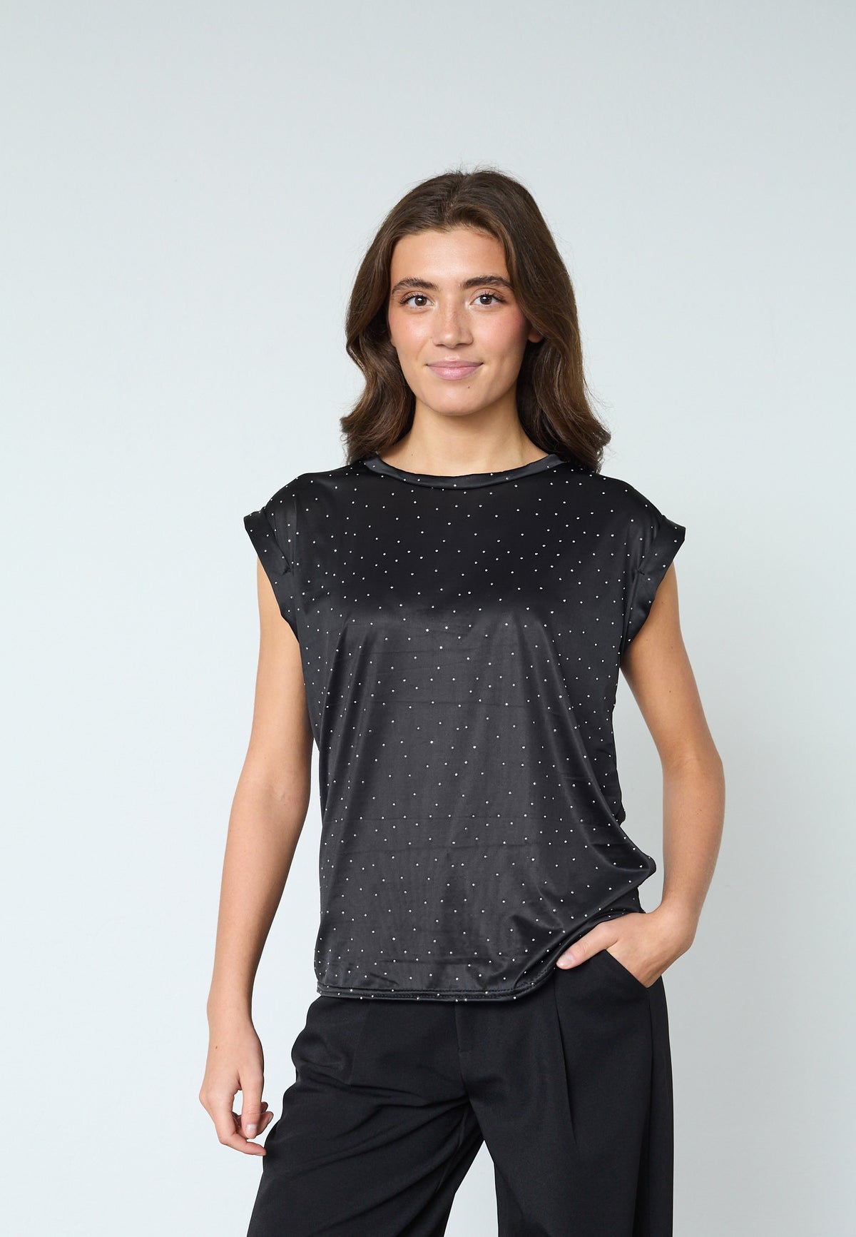 Low Top - Black Studs