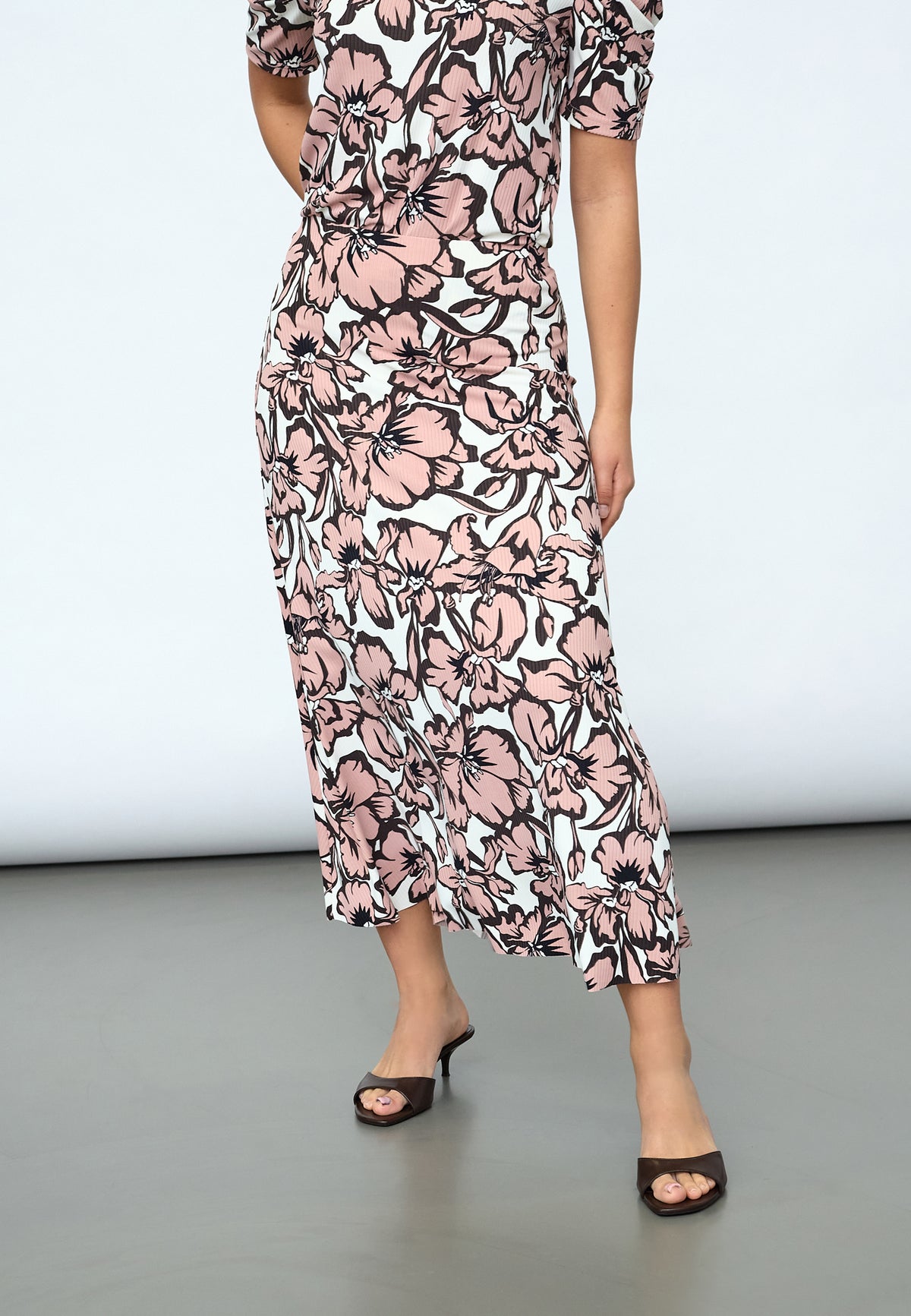 Vya Skirt - Mauve Flower