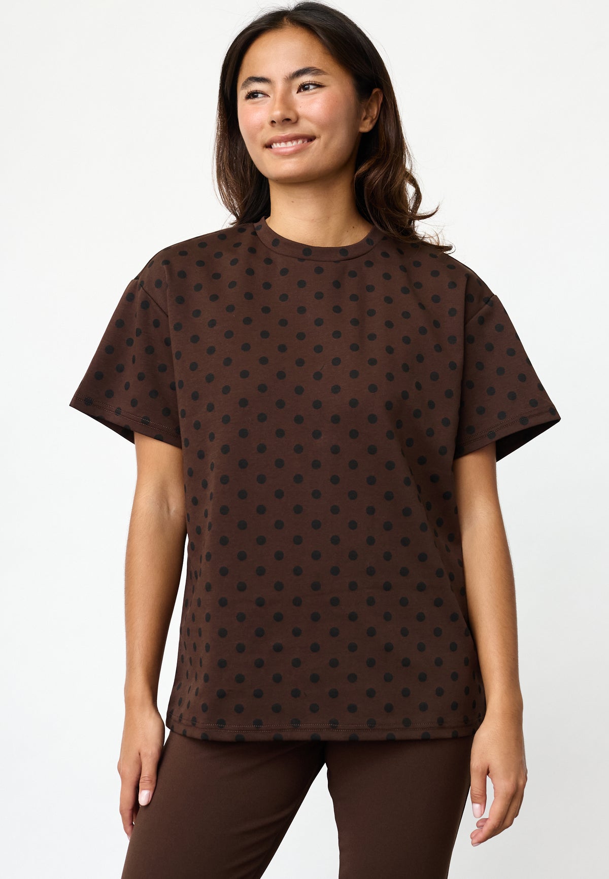 Veda T-shirt Top - Brown/Black Dot