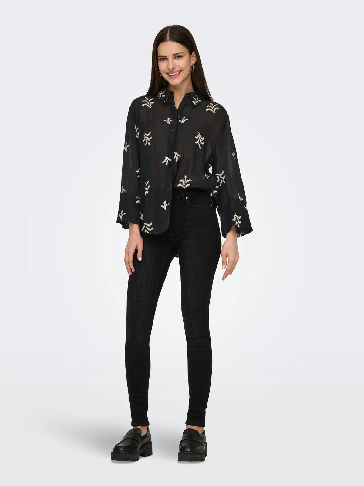 Theo Embroidery Shirt