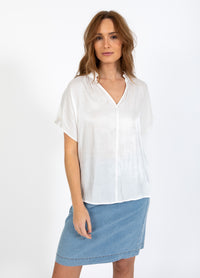 Jolie Metallic Top
