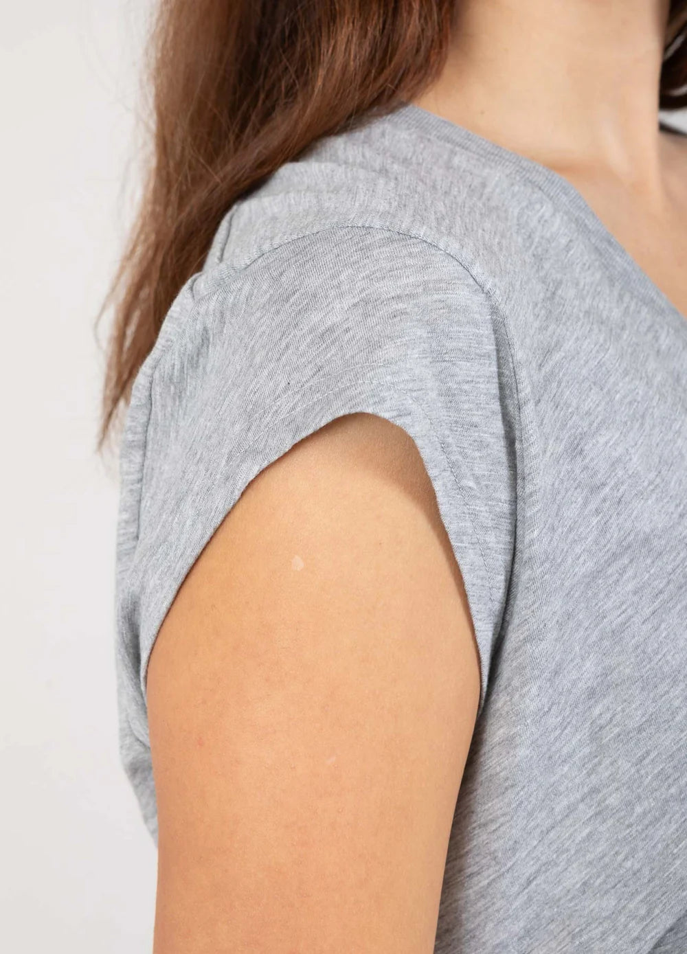 V-Neck T-shirt - Light Grey Melange
