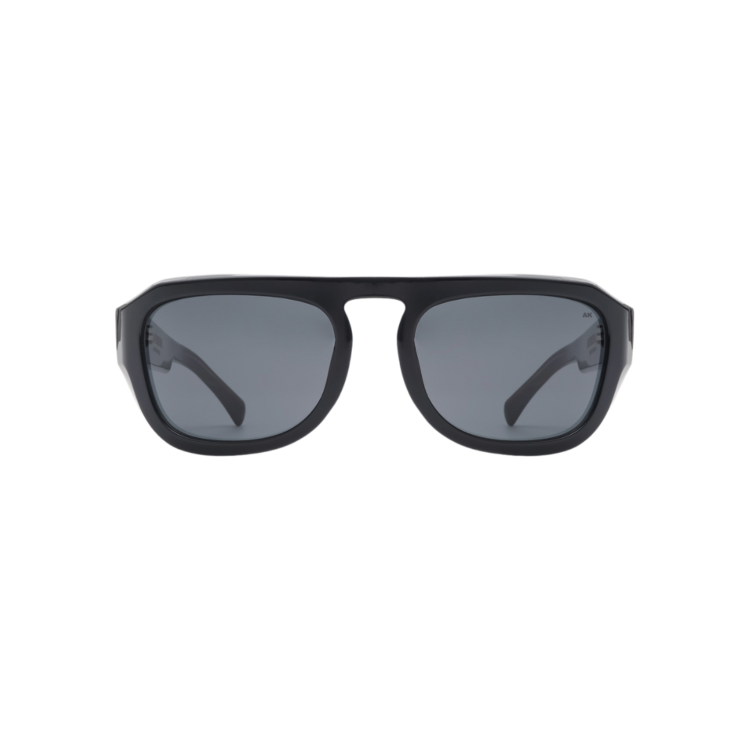 Max - Black